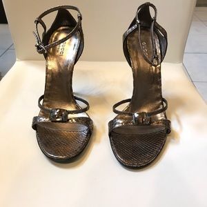 Gucci Pewter Snakeskin size 8.5 heels